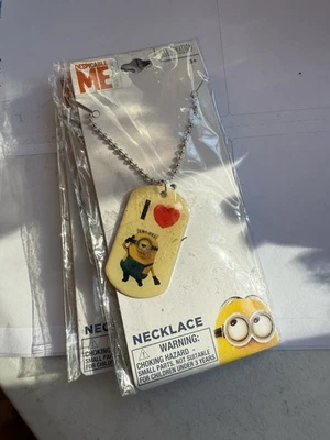Ожерелье с подвеской в виде миньона Disney Despicable Me Minions 2 дюйма высота I Love 18 дюймов - Изображение 1 из 3
