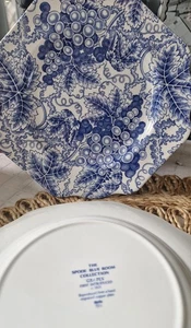 A Pair of Vintage 9 Inch Plates From The Spode Blue Room Collection GRAPES. - Picture 1 of 2