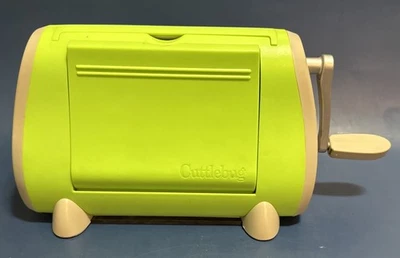 Cricut Cuttlebug Die Cutting Embossing Machine Man Crank Crafter MACHINE ONLY - Image 1 of 4