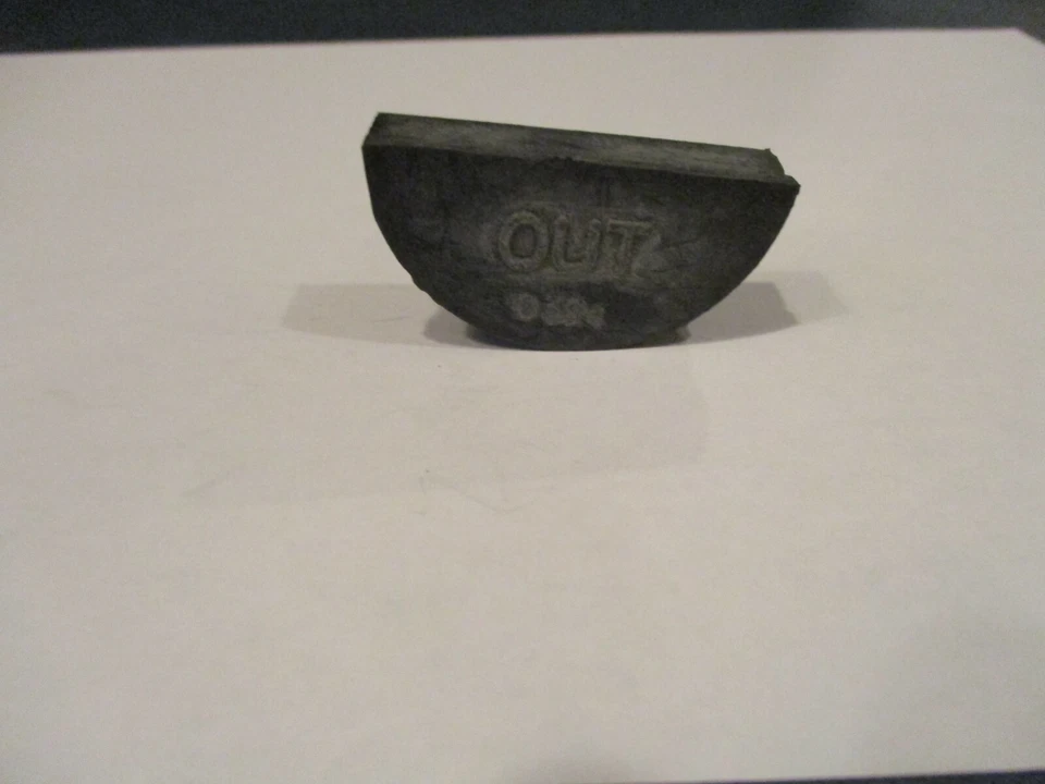 CUBIERTA VÁLVULA MEDIA LUNA, SE ADAPTA A MAZDA 616, 618, 626, 808, COURIER, B1600, B2000, ECT Foto 1 de 2