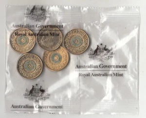 2017 Remembrance Day Sprig of Rosemary $2.00 coloured UNC 5 x Coin bag - Picture 1 of 1