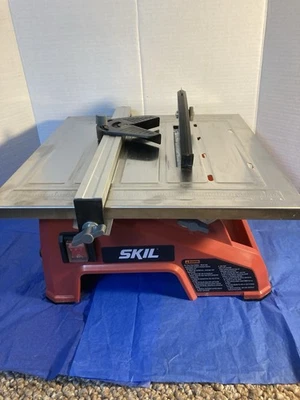 Sierra para azulejos de mesa húmeda SKIL 7 pulgadas Mod# 3540 (hoja de 4,2 amperios/7 pulgadas) Foto 1 de 4