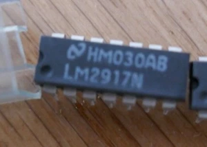 LM2917 DIP - Picture 1 of 3
