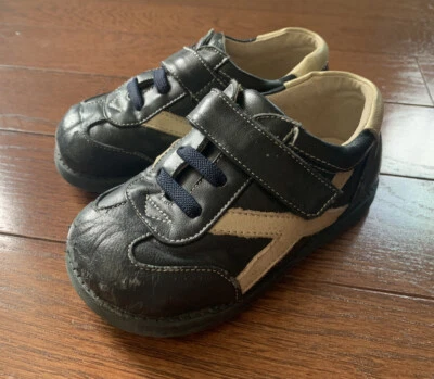 Zapatos See Kai Run Niños Pequeños Talla 8 Estilo Eric Azul Marino con caja Foto 1 de 4