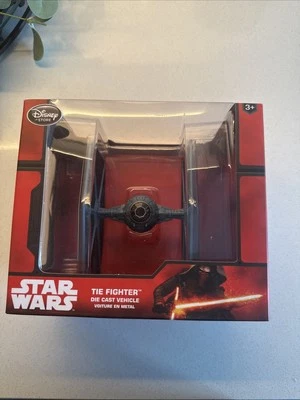 Disney Store TIE Fighter Die Cast Star Wars El Despertar de la Fuerza NUEVO SELLADO Foto 1 de 4