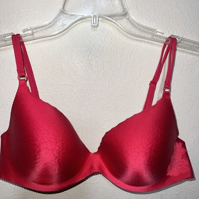 Victoria’s Secret Angels Secret Embrace 36B Red Lace Push-Up Bra VS Sexy - Image 1 of 4