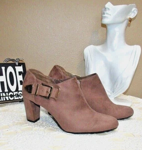 AEROSOLES Comfortable Mocha Brown Faux Suede Gold Buckle Detail Booties Sz 8.5 - Picture 1 of 13