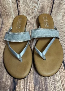Sandalias sin cordones italianas plateadas con pedrería brillantes talla 6,5 usadas en excelente estado - Imagen 1 de 8