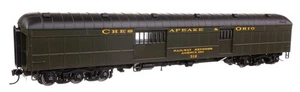 17502 Walthers HO 70' Heavyweight Baggage Car w/Arched Roof Chesapeake & Ohio - Picture 1 of 1