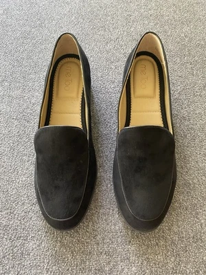 Me Too Loafers Size 9M Black Faux Suede Jayme Casual Dressy Minimalist Capsule - Image 1 of 4