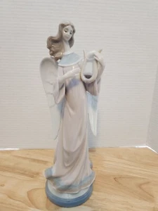 Lladro Kerzenhalter "ENGEL MIT LIRE" #5949 - Bild 1 von 6