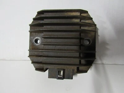 Kawasaki KLX250S 2014 regulador de voltaje Foto 1 de 3