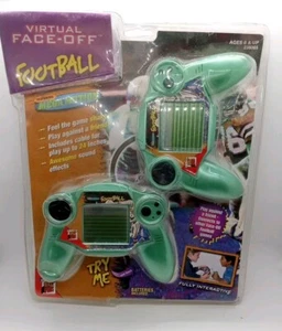 Rare 1999 MGA Reality Sports Handheld Virtual Faceoff Football Mega Motion - Bild 1 von 4