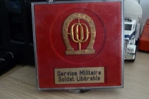 INSIGNE MILITAIRE DERNIER JUS SOLDAT LIBERABLE SERVICE MILITAIRE TBE - Picture 1 of 1