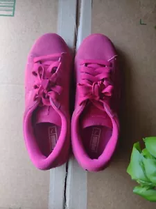 Girls Size 4.5 - PUMA Suede Emboss Iced Beetroot - Picture 1 of 7