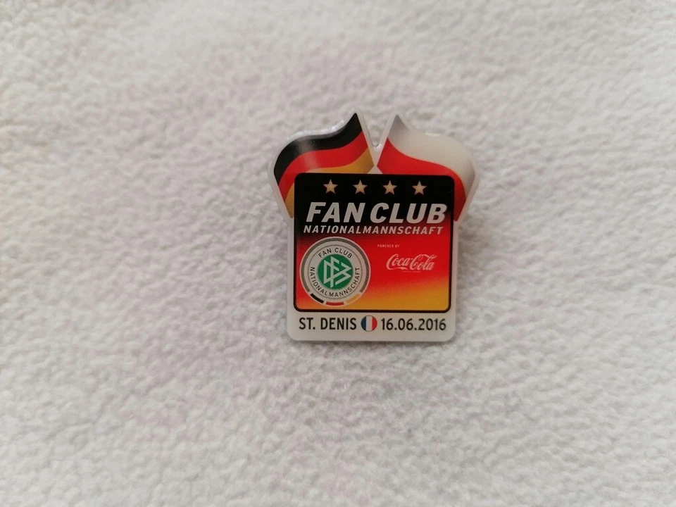Federación de Fútbol de Alemania - Club de fans para Alemania-Polonia St. Denis 16.06.2016 pin Foto 1 de 1
