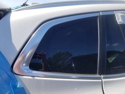 BMW X3 2022 CUARTO CRISTAL PASAJERO DERECHO  Foto 1 de 4