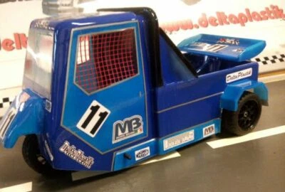 AP3 - TRE RUOTE TRICICLO APE RC SCALA 1/8 KIT MONTAGGIO TELAIO+ CARROZZERIA - Immagine 1 di 4