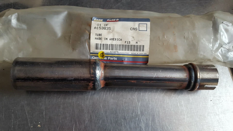 SE ADAPTA A CNH CASE A153835 TUBO BLOQUE CILINDRO 780B, 1080, 50, 1080B, W24C, 40, W14, Foto 1 de 4