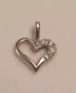 Vtg 14k Open Heart Diamond Accent Pendant Charm Yellow Gold - Picture 1 of 5