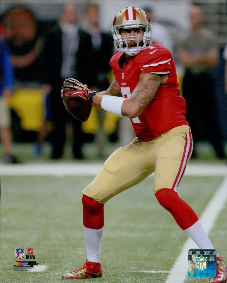 Foto D mate sin firmar de Colin Kaepernick de los 49ers de San Francisco con licencia de la NFL Foto 1 de 1
