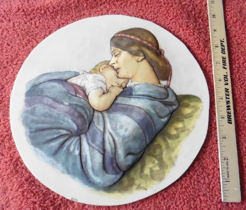 Vintage Artini Mother & Child Baby Plaque 4 Dimensional Twin Etched Engraving Cover