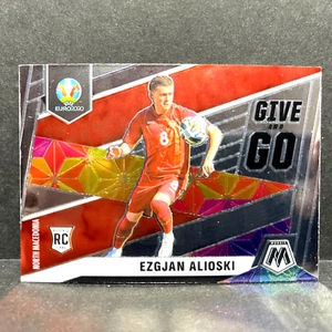 MOSAICO 2021 UEFA EURO CALCIO GIVE AND GO - EZGJAN ALIOSKI RC 13 - Foto 1 di 2
