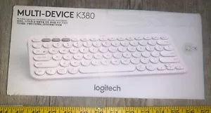 Logitech K380 Wireless Bluetooth Keyboard PC MAC Android iOS Apple TV White - Picture 1 of 3