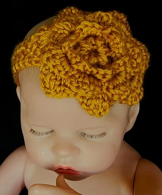 Golden-Flor-Accesorio Bebé-Banda-Diadema-Bebé-Recién Nacido-Hecho a Mano-Crochet-Regalo Foto 1 de 4