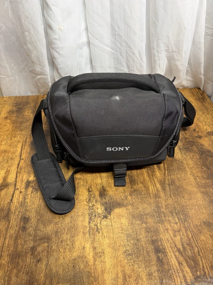 Sony LCS-U21 Protective Soft Carrying Case Cyber-Shot Alpha NEX Cameras Camcorde - Image 1 of 4