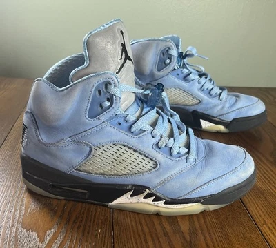 Nike Air Jordan 5 Retro Size 9 UNC University Blue Black  DV1310-401 Sneakers - Image 1 of 4