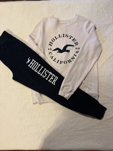 Hollister Women's Size Medium Blue Jogging Outfit with Sweatshirt - Picture 1 of 7