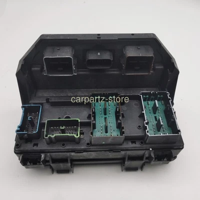 04692299AH For 2010 Dodge Grand Caravan Journey TIPM Power Module Relay Fuse Box Foto 1 de 4