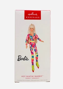 HALLMARK Keepsake 2024 HOT PATINAJE SOBRE RUEDAS-PATÍN BARBIE ORNAMENTO Nuevo en Caja - Imagen 1 de 1