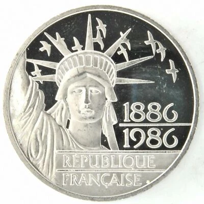 1986 France 100 Franc .999 Platinum Proof Coin Centennial Statue of Liberty  - Image 1 of 2