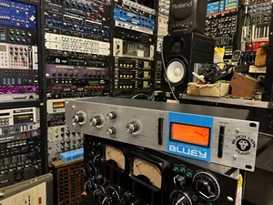 Black Lion Audio Bluey Compressor Limiter Pre amp Rack MINT ARMENS - Picture 1 of 4