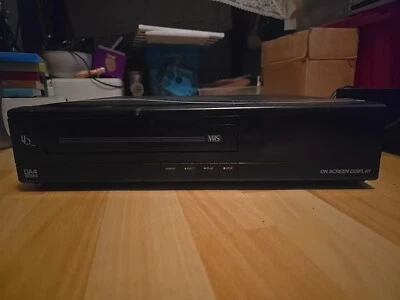 Reproductor VHS Cabezal HQ DA4 Modelo 564 Cine en Casa Raro FUNCIONA Foto 1 de 4