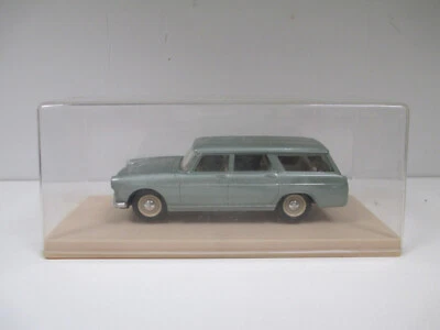 PEUGEOT 404 BREAK Vitré Vert pale vert d'eau green 1964 par ELIGOR 1137 au 1/43 - Photo 1/4