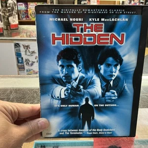 The Hidden 1987 DVD 2000 Snapcase w/ Insert Nouri Kyle MacLachlan Jack Sholder - Picture 1 of 4
