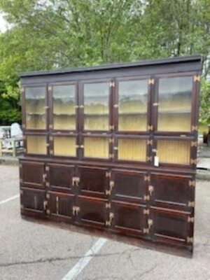 Humidor de farmacia de cambio de siglo 96" de alto x 108 1/4" de ancho y 19" de profundidad GA9485 Foto 1 de 4