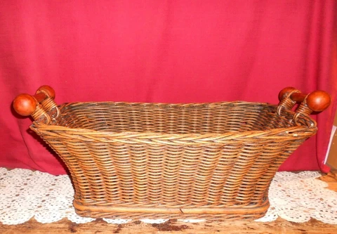 1 VINTAGE  WOVEN BASKET w  WOOD HANDLES!    VERY GOOD  COND!     BUY IT NOW! Cover