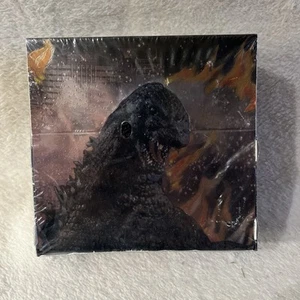 Unopened box of 1996 GODZILLA CHROMIUM Trading Cards Sealed Box JPP/Amada - Picture 1 of 6