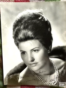 PILAR LORENGAR - SPANISCHE OPERNSÄNGERIN - AUTOGRAMMIERTES FOTO - Bild 1 von 3