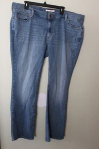 Levis Classic Boot Cut Jeans Stretch Women's Size 24W Inseam 31 NWOT C - Picture 1 of 6