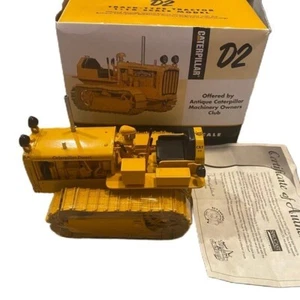 Caterpillar D2 Crawler 2003 NTTC 1/16 Spec Cast Vintage Metal Track Type - Bild 1 von 8