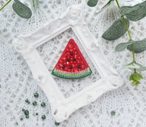 DIY Brooch Watermelon Kit Embroidery DIY Jewelry Making Beadwork b-004 - Picture 1 of 10