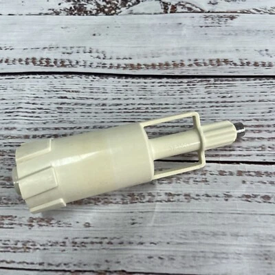 KRUPS Type 700 Food Processor Replacement Blade Holder Stem Axle - Image 1 of 4