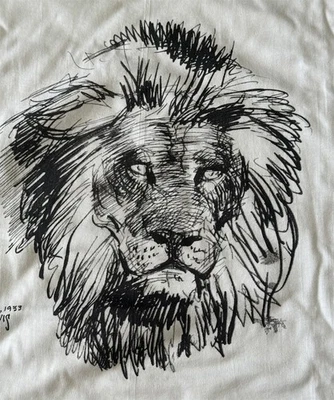 Camiseta Disney Legend MARC DAVIS Art LION SKETCH P NOVA - Imagem 1 de 3