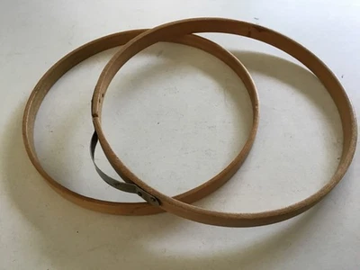 Vtg 5" Princess Bow Spring Wood Embroidery Hoop Circle No Felt - Image 1 of 4