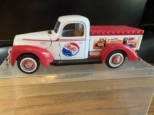 Golden Wheels 1:24 DIECAST 1940 Ford Red White Pickup Delivery Pepsi Cola NIB - Picture 1 of 9